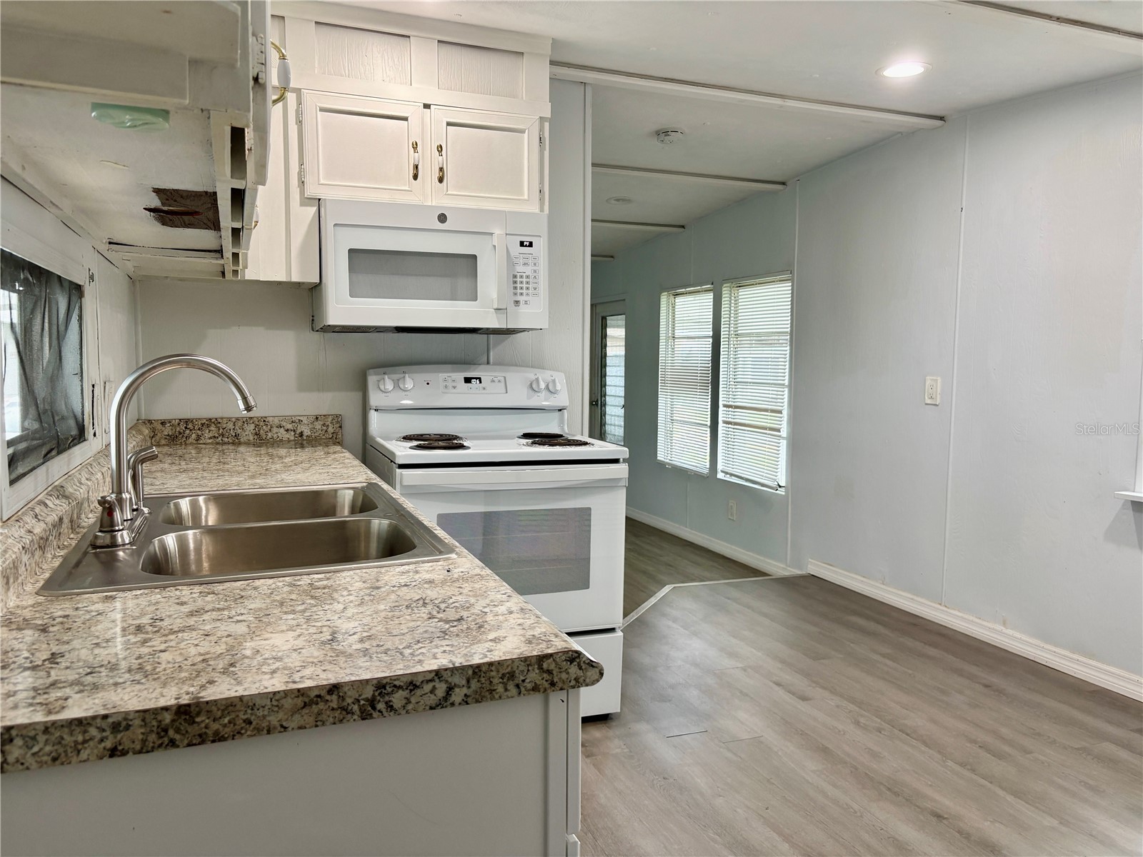 c21 kitchen