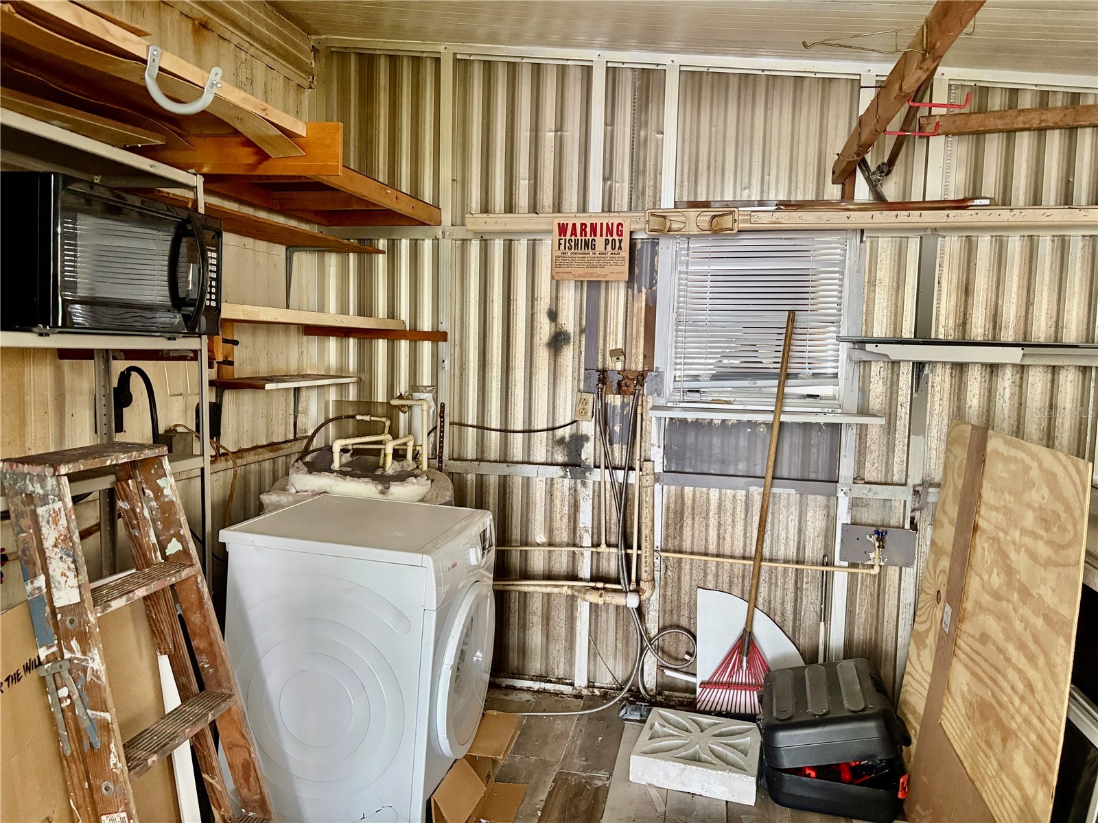 c21 outside storage